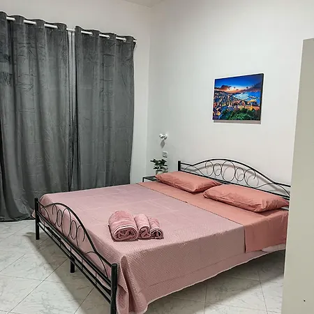 Angel's Bed & Breakfast *